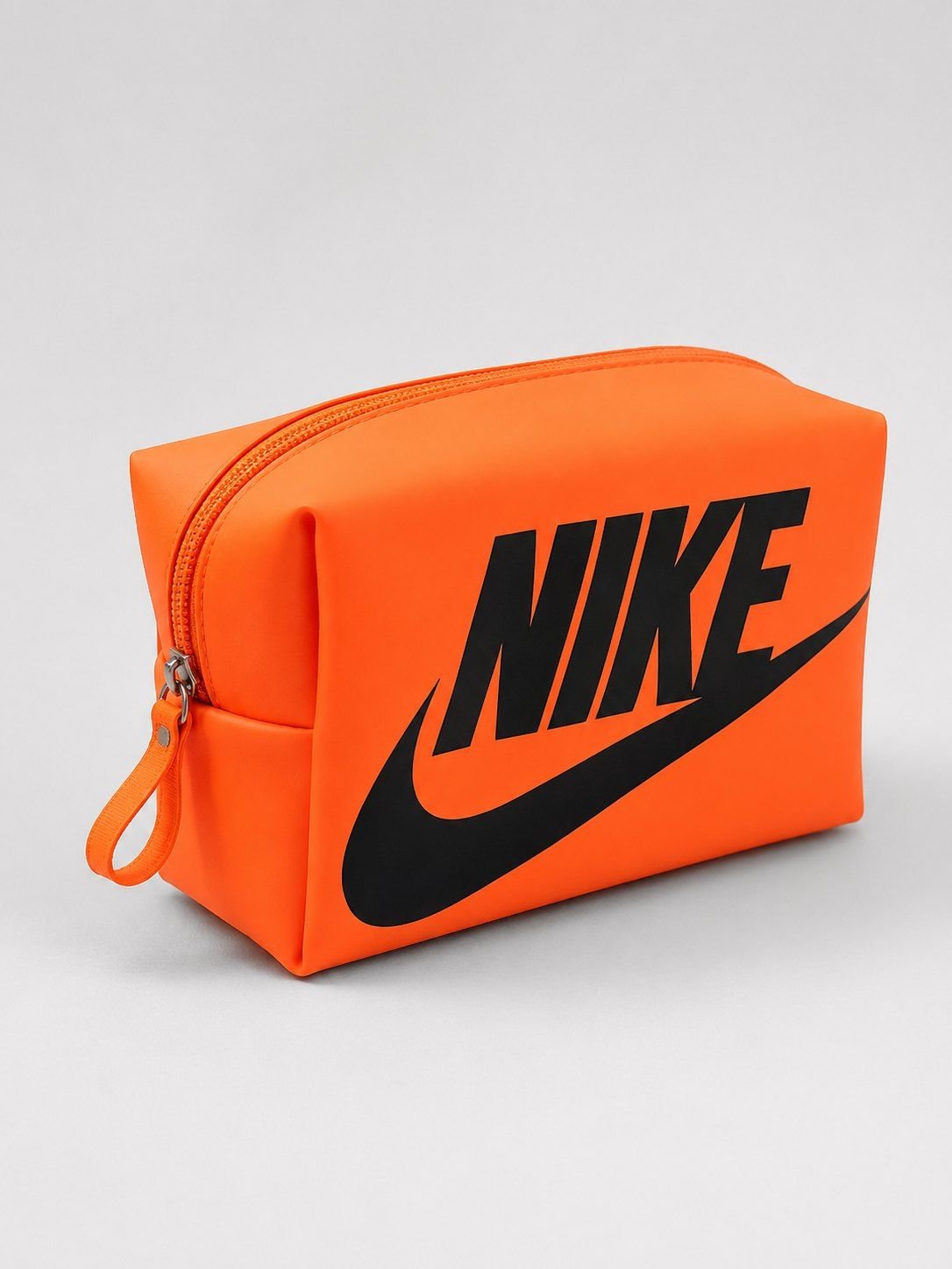 Necessaire box personalizada em PVC Columbia com z&iacute;per superior e al&ccedil;a lateral