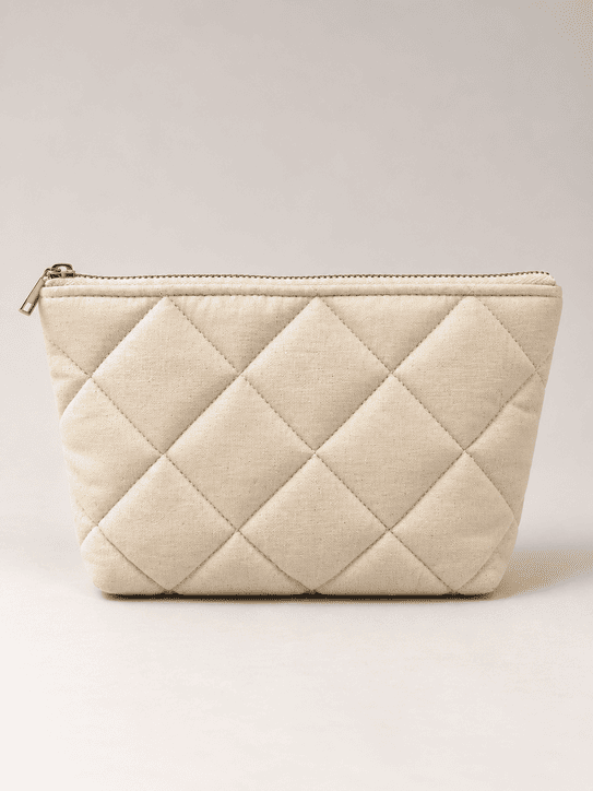 Necessaire estruturada em matelass&ecirc;